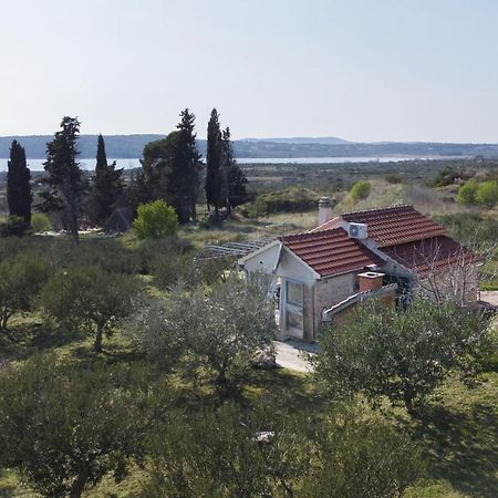 Holiday Home Olive Шибеник Экстерьер фото