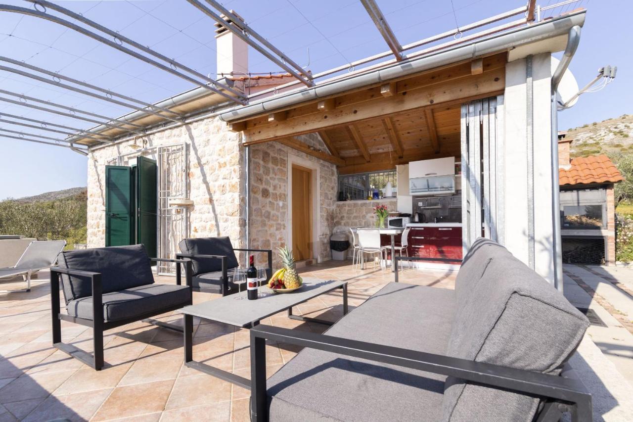Holiday Home Olive Шибеник Экстерьер фото