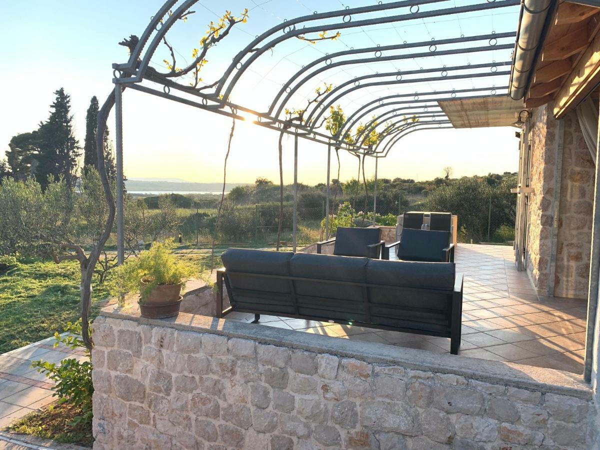 Holiday Home Olive Шибеник Экстерьер фото